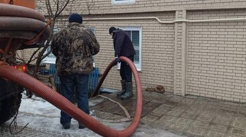 Компания вода доме. Схема водопровода с колодца в дом. Компания вода доме. Водопровод в частном доме из скважины. Водопровод в частном дома.