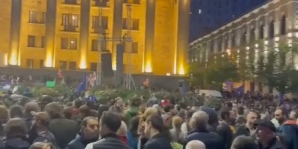 Митинг за навального 23 января. Протесты 23 января 2021 в санкт петербурге. Митинги навального 2021. Призывают на митинги. Школьники на митинге навального.
