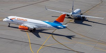 Пересадка и посадка в аэропорту. Бассейн наполняется за 4 часа а опорожняется за 8 часов. Самолёт при посадке коснулся посадочной. Аварийный самолет. Посадка самолета в шереметьево.