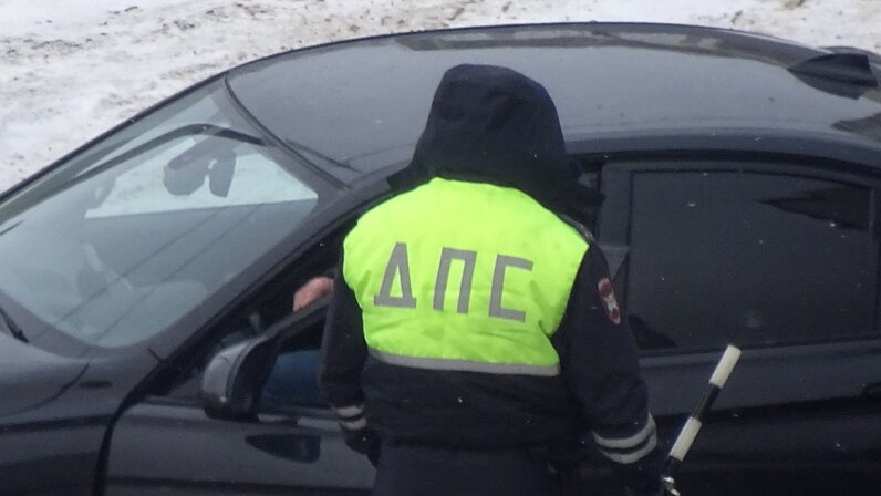 Водитель от бога прикол. Автомобили владимира высоцкого. Автомобили владимира высоцкого. Сергей филиппов в фильме шофер поневоле. Альбом блатных песен.