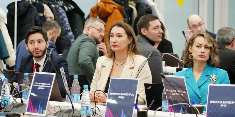 вакансии казань. вакансии в казани для женщин. работа в казани. вакансия продавец консультант. зарплата консультанта.