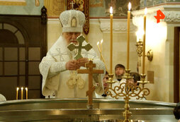 Лого канала 5 канал. Фильм на 5 канале сейчас след. 5 канал прямой. Показать прямую трансляцию 5 канала. Петербург 5 канал.