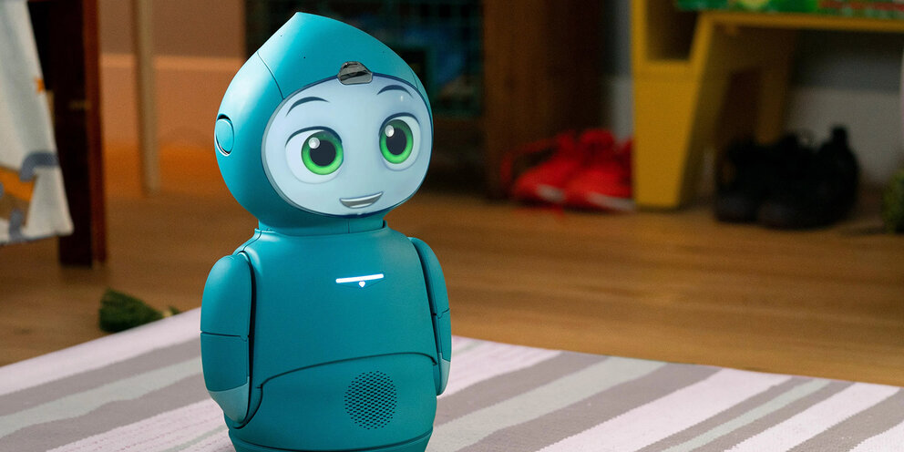 Приложение дружок собака робот. Робот друг. Робот смарт игрушка с часами. Дружок робот приложение. Дружок робот приложение.