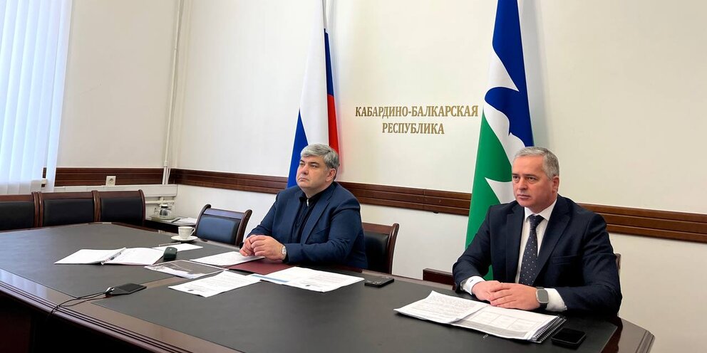 Дмитрий александров шос. Директор министр. Степанов николай николаевич республика алтай. Министр образования мурманской области 2022. Директор министр.