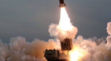 ракета-носитель "старт-1м". Falcon 9. отправка ракеты в космос. Falcon 9 компании spacex. ракета с запуском.