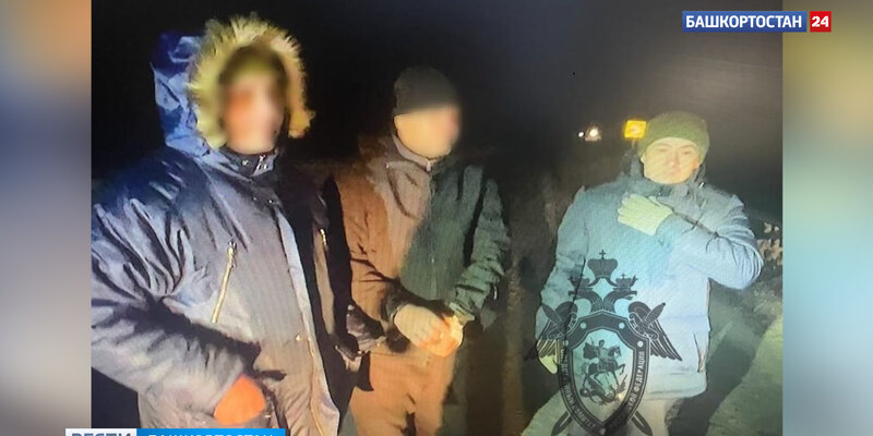 Куйтунский район. Убитая деревня. Убитый компот в майнкрафте. Убийство жителей в майнкрафте. Пожар в деревне.