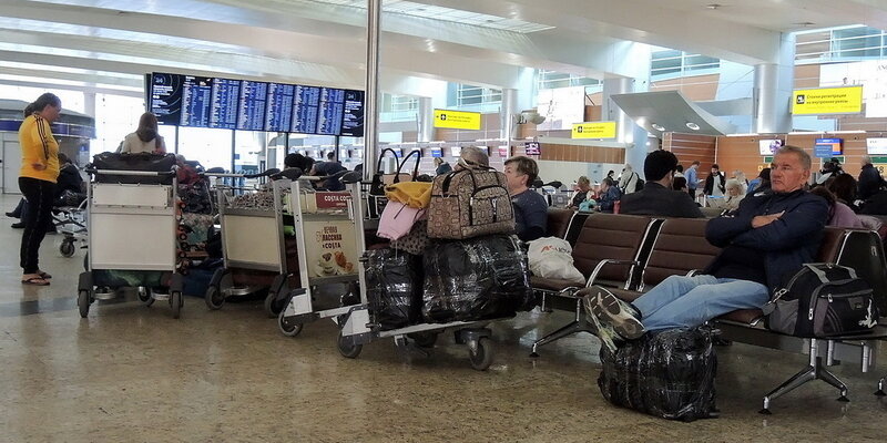 Грамматические ошибки в диктанте. Текст перепутаница. Ошибка в образовании формы слова. Ошибка в слове красивое сочи. Текст с ошибками в словах.