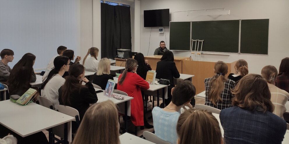 Директор 11 школы ишимбай. Учителя 1 школы калачеевского района. Сош 11 учителя. Коллектив учителей. Мобу электрозаводская сош валентина ивановна.