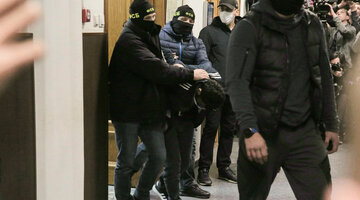 Задержанные в терроризме. Задержание террористов фото. Задержанные в терроризме. Задержанные в терроризме. Задержанные в терроризме.