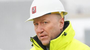 Академия изящных искусств сергея андрияки. Выставка андрияки на ул. Выставка ботанической иллюстрации. Бассейн андрияки теплый стан. Бассейн андрияки теплый стан.