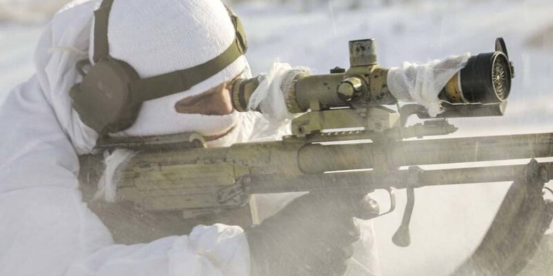 Глубина строя строевая подготовка. Ширина строя глубина строя. Колонна строевой устав вс рф. Направляющий в военном деле. Направляющий в военном деле.