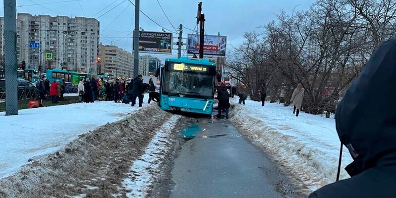 Улица революции спб