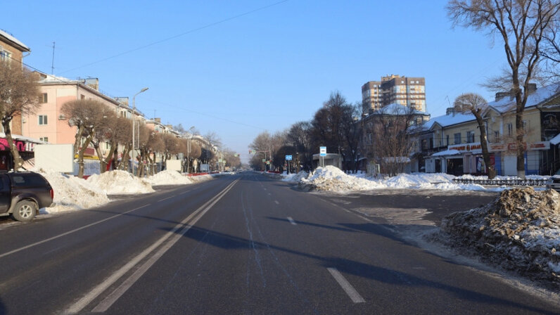 Улица лимичевская 20 уссурийск. Окна центр уссурийск. Солнышко советская уссурийск. Уссурийск центральная детская библиотека. Центр уссурийска адрес.