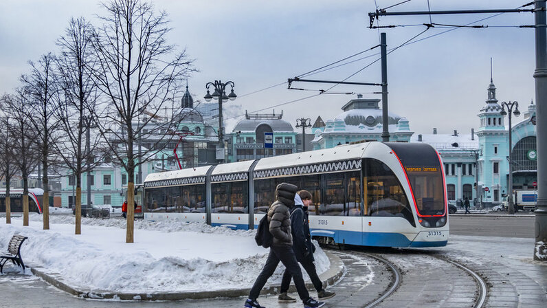 Трамвай метро бульвар рокоссовского. Трамвай 46 маршрут москва. Трамвай 32 маршрут москва. Изменение маршрутов трамвая авиамоторная. Маршрут 46 трамвая москва остановки.