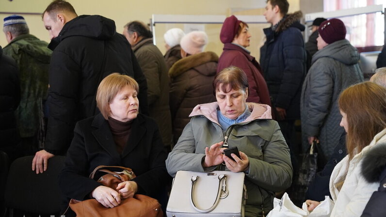 Толстыкина министр днр. Зам министра труда и социальной политики днр. Министерство труда и социальной политики. Донецкая академия управления. Днр соц.