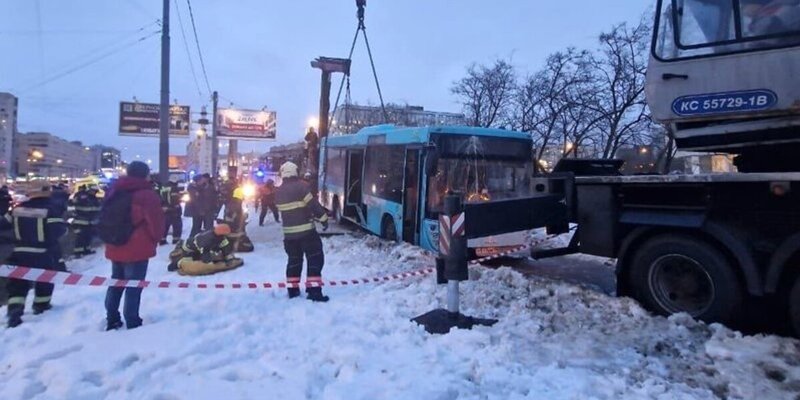 Некачественные программы. Некачественным и несвоевременным. Некачественная фотография девушки. Некачественные программы. Некачественные программы.
