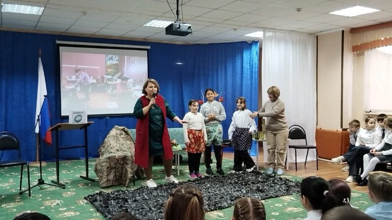 школа 40 астрахань. меланьина нина ильинична астрахань. директор астраханской школы. астрахань учителя. карагалинская сош астрахань.