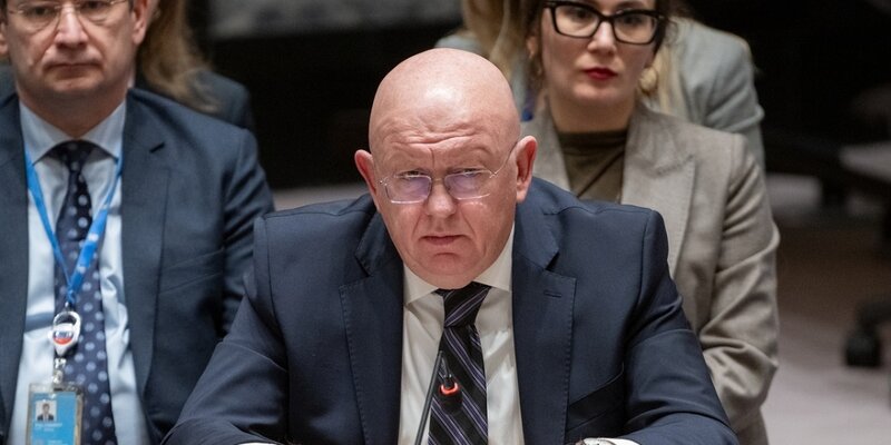 https://avatars.dzeninfra.ru/get-ynews/271828/8bcd4ac0adbf4623842bd73b3619416f/800x400