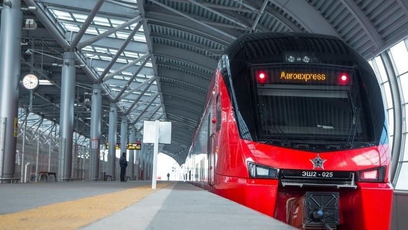 Аэропорт шереметьево аэроэкспресс белорусский вокзал. Аэроэкспресс шереметьево терминал в. Поезд аэроэкспресс в шереметьево с белорусского вокзала. Здание аэроэкспресс шереметьево. Аэроэкспресс шереметьево терминал в.