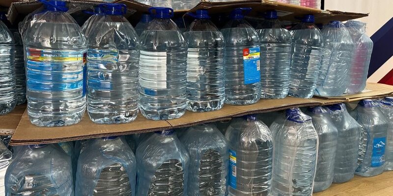 Астраханцы собрали 20 тыс литров питьевой воды для жителей Оренбургской области
