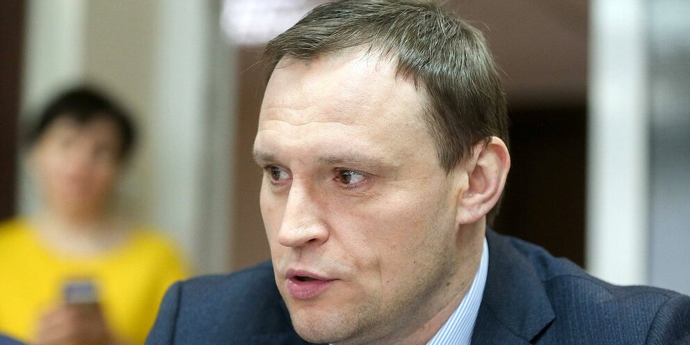 Здание госдумы в москве. Парламентский центр в мневниках 2022. Госдума здание. Я лангман 1934-1936 гг. Строительство госдумы.