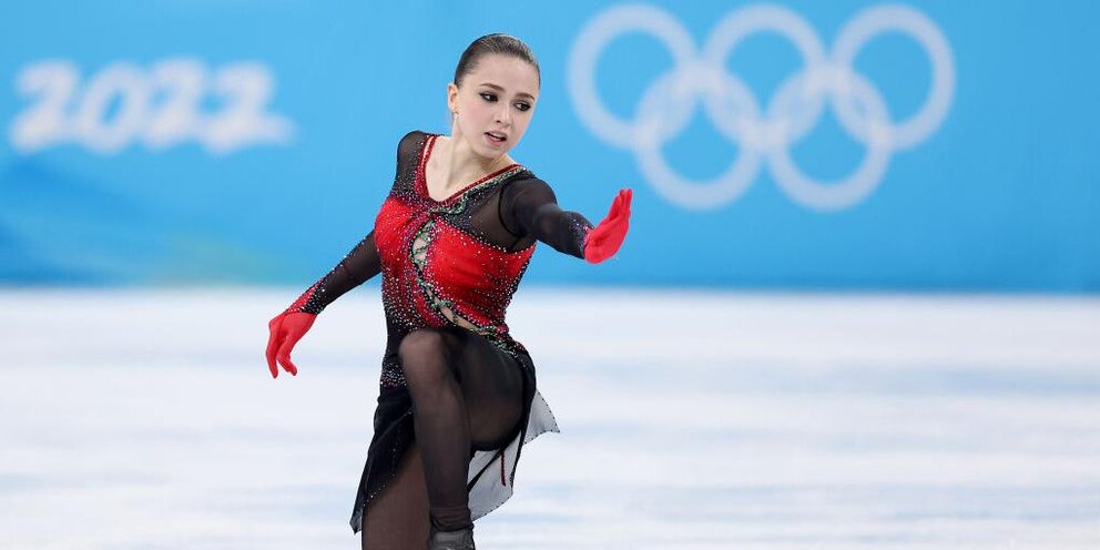 пекин олимпиада 2022 фигурное катание женщины. анна щербакова олимпиада короткая. произвольная саши трусовой в пекине. анна щербакова ои 2022. таисия щербинина фигуристка.