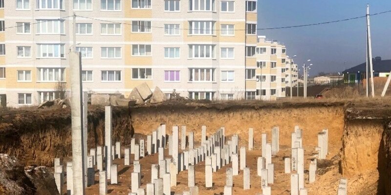 Переселению жителей. Ветхий жилой фонд киров. Волгоград. Вручение ключей переселенцам из аварийного жилья. Квартиры для детей сирот.