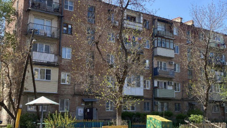 Объявление управляющей компании. Объявление для должников по жкх. Объявление для жителей дома. Как написать объявление на собрание жильцов многоквартирного дома. Объявление для жильцов дома.