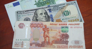 Российская валюта резко укрепилась к&nbsp;основным мировым валютам|