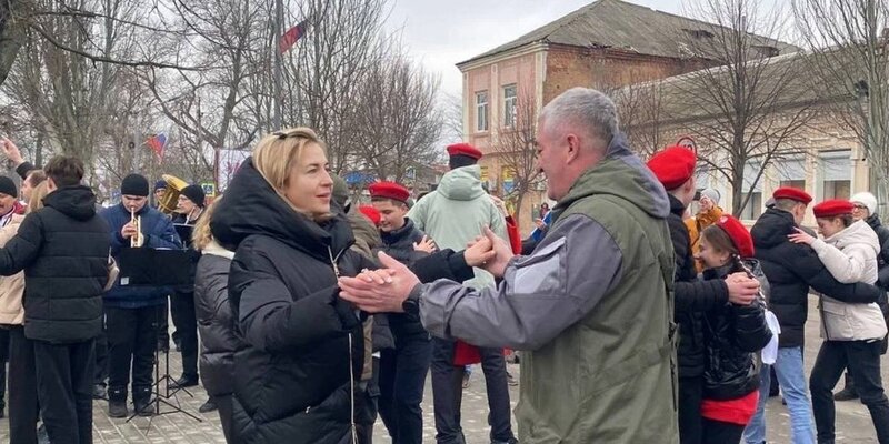 4400 сериал 2021. деньги 1000 рублей. четыре тысячи четыреста сериал 2021. четыре тысячи пять. четыре тысячи пять.