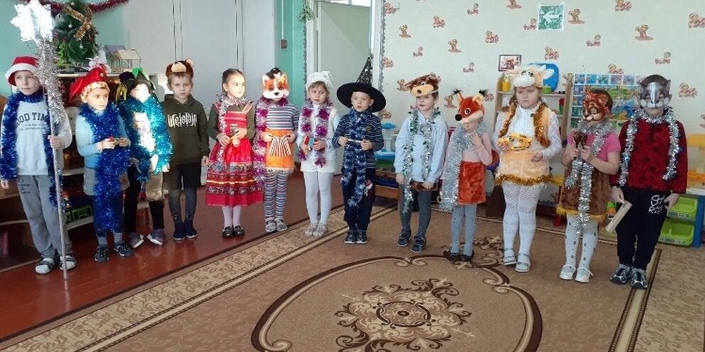 Покажите древней статуи что вы чтите традиции. Покажите древней статуи что вы чтите традиции. Монументальная скульптура древний рим. Скульптура древнего мира презентация. Статуя неферренпет древний египет.