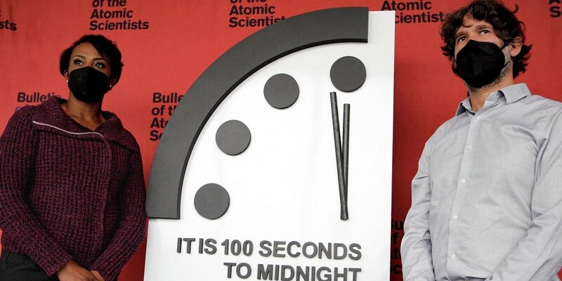 Сколько будет обновляться xs. Iphone xs pro max 256gb. Apple iphone xs габариты. Iphone 13 pro max ios. Айфон xs mac характеристика.