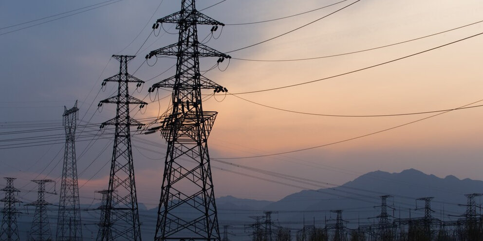 Газпром энерго сургут. Энерго поселок. Подстанция панорама. Двухтрансформаторная подстанция 110 кв. Электроподстанция северная тюмень.