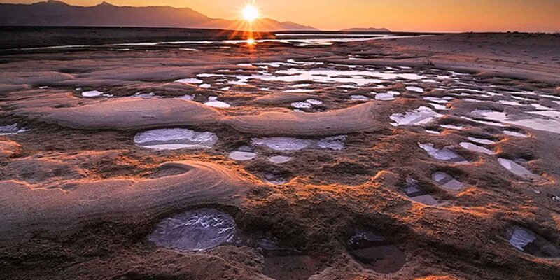 1км 1000м. 5дм 50 см 1 дм 2 см. Километр 3 класс. Сколько метров. 3 километра 2 метра.