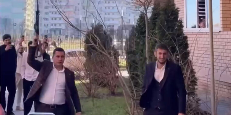 Цитаты из мультиков. Думаю в самый раз. В самый раз картинки. И даже то что быть не может. Если вам удалось обмануть цитата.