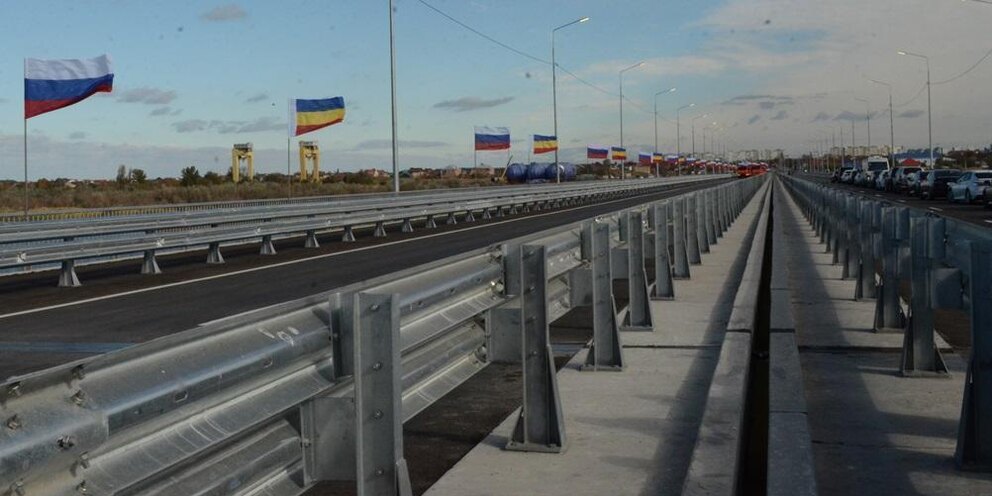 Маршруты по новому мосту