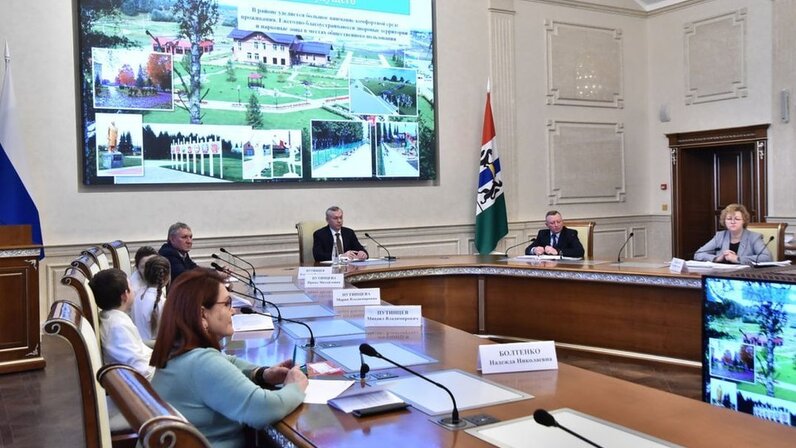 Нск семейный. Фотосессия для большой семьи новосибирск. Семья весна. Юлия воронова череповец. Иван ковтун ростов.