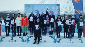 степанова лыжница олимпиада 2022. финал лыжных гонок женщины. иванова ольга вячеславовна лыжные гонки. юлия ступак и наталья непряева. наталья непряева лыжные гонки 2022.