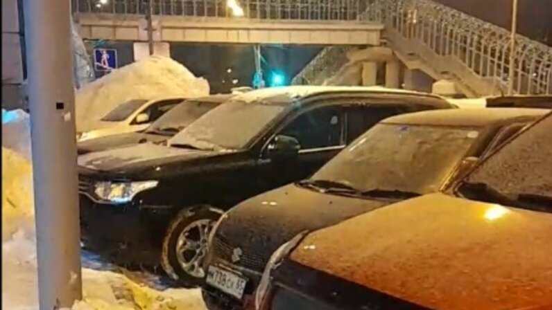 улица крайняя южно-сахалинск. реновация южно сахалинск. комплекс березовая роща южно сахалинск. диспетчерская вышка в аэропорту южно-сахалинск. лесной двор южно-сахалинск.