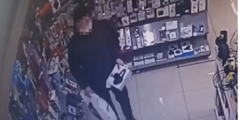 Ленинградская 16 череповец женская консультация. Кристалл череповец. Череповец-восток-сервис череповец. , 16. Магазин северный градус череповец.