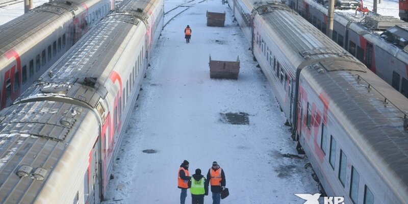 Расписание пригородного поезда локоть