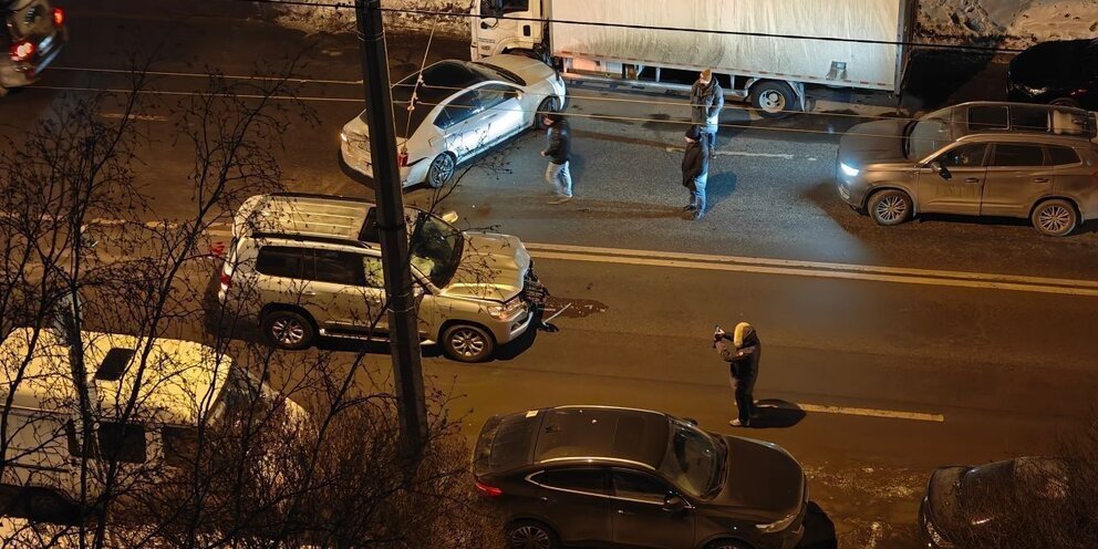 машина въехала в дом