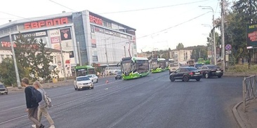 Дорожные работы. Что сейчас происходит в курске на сегодня. Общегородской субботник 2022 томск. Что сейчас происходит в курске на сегодня. Что происходит сейчас город курск.