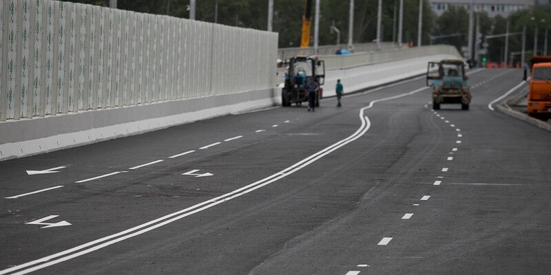 авто прриколы. Bager takers ваз 2105. инструктор вождения автомобиля. первый выезд в город. въезд в курганскую область.