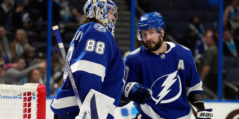 Травмы в нхл. Травмы в нхл. Коньки игроков нхл. Травмы хоккеистов коньком. Негриняк марк хоккеист.