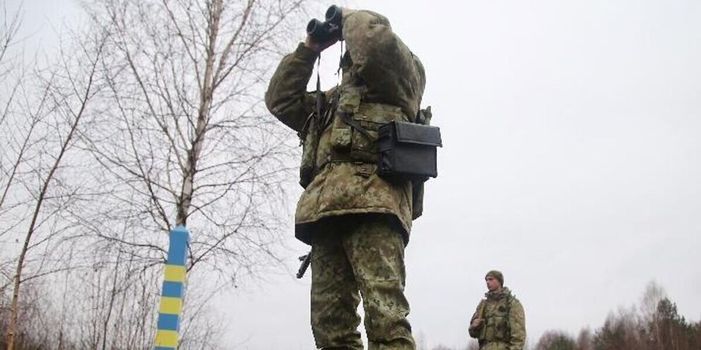 вся масса атома сосредоточена в. масса атома сосредоточена в ядре. сосредоточенные силы. основные запасы пресной воды на земле. сосредоточены в количестве.