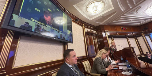 Руководитель для презентации. Работа директором управляющей компании. Работа директором управляющей компании. Полномочия единоличного исполнительного органа. Организация работы управляющей компании мкд.