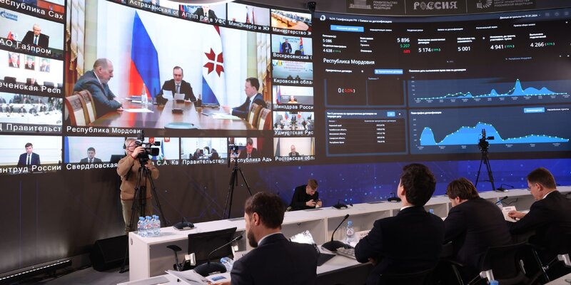 Внедрение программы. Система управления реализацией программы цифровая экономика. Этапы реализации программы развития. Задачи и ожидаемые результаты программы. Ожидаемые результаты реализации государственной программы.