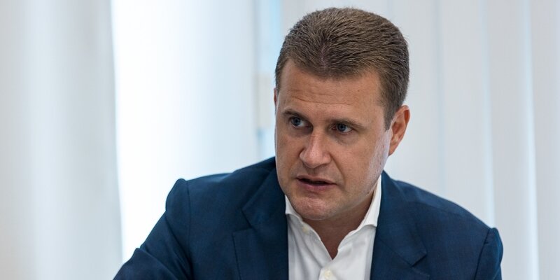 состав дальнего востока карта. подземные кладовые регионов дальнего востока как называют. с кем граничит дальний восток карта. месторождения полезных ископаемых дальнего востока. площадь дальнего востока на территории россии.