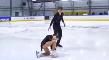 Elizabeth 2 презентация. What bob says is not true disagree with him. This is mary she is eleven. I ve got two shelf/shelves in my room перевод. Mary is this перевод.